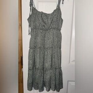 Elegant Gray Sleeveless Dress